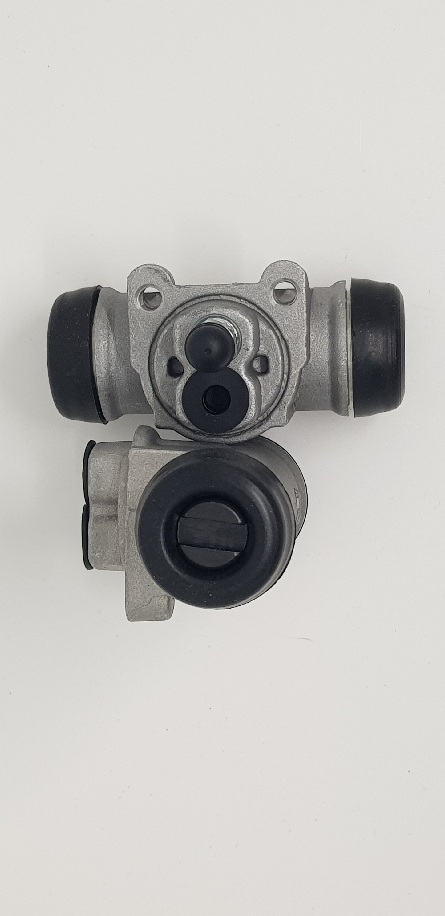 Rear brake cylinders - rascal / super carry