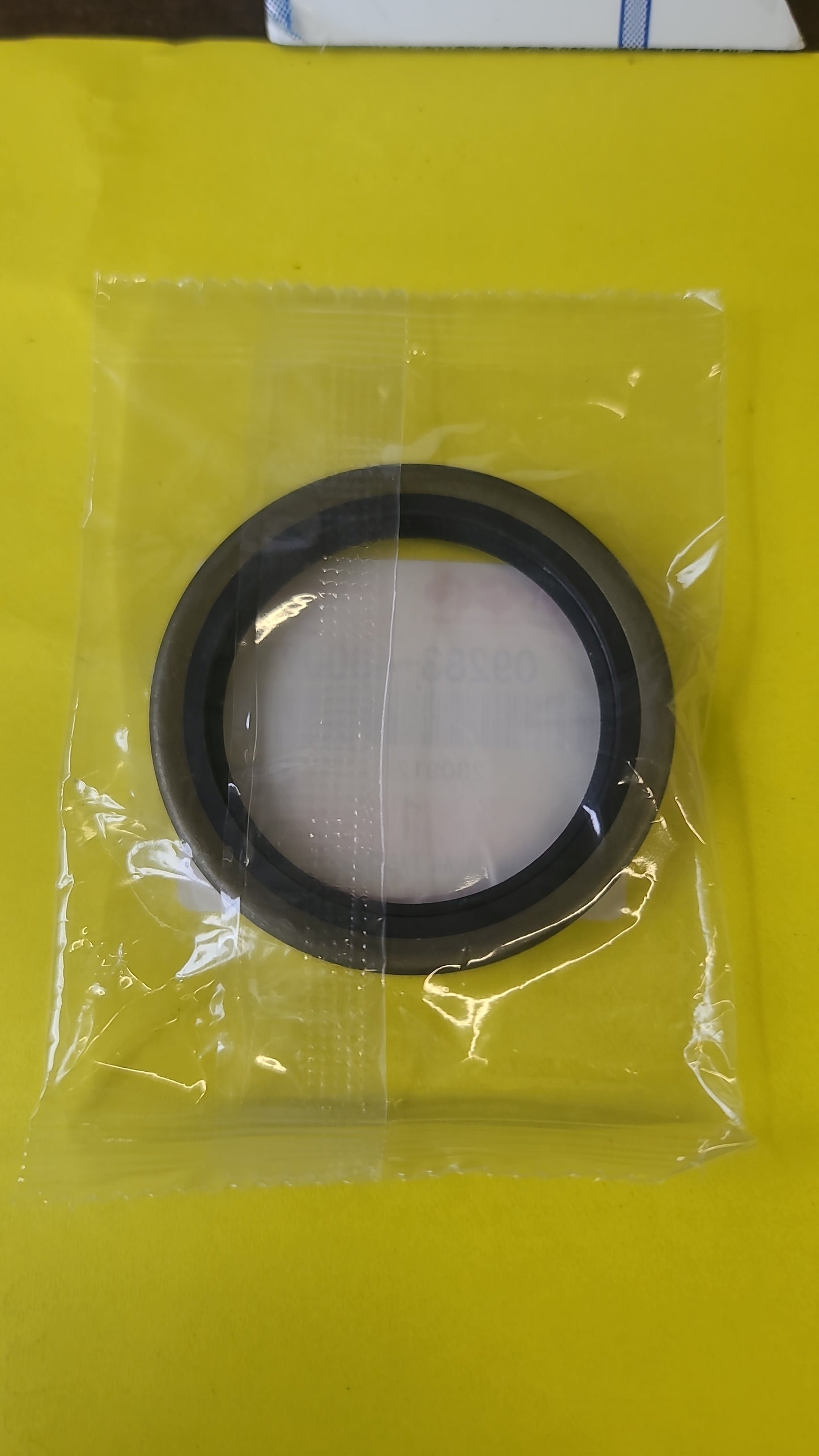 Rascal/Super Carry Rear axle shaft seal