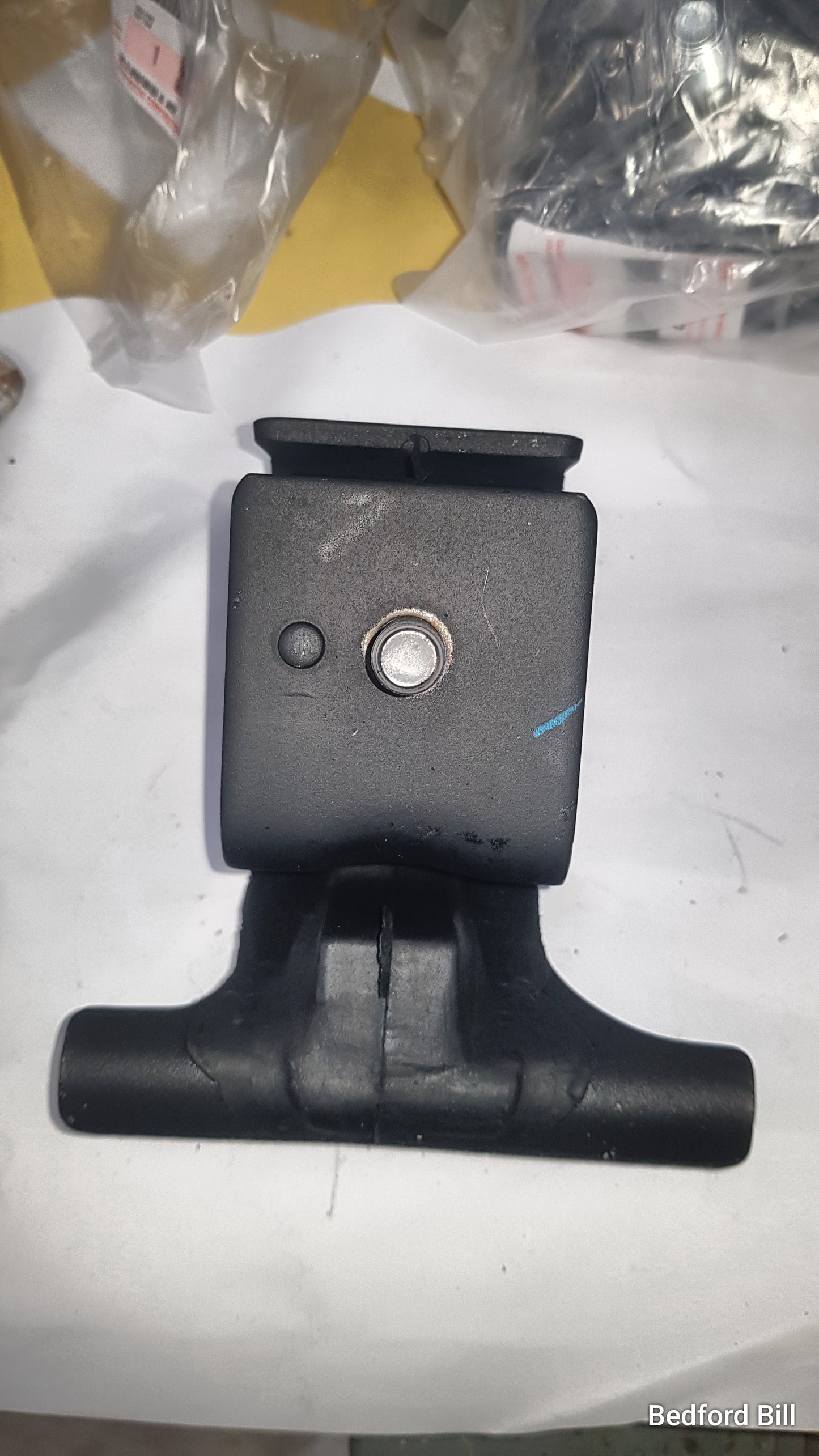 Gearbox mount - F10A